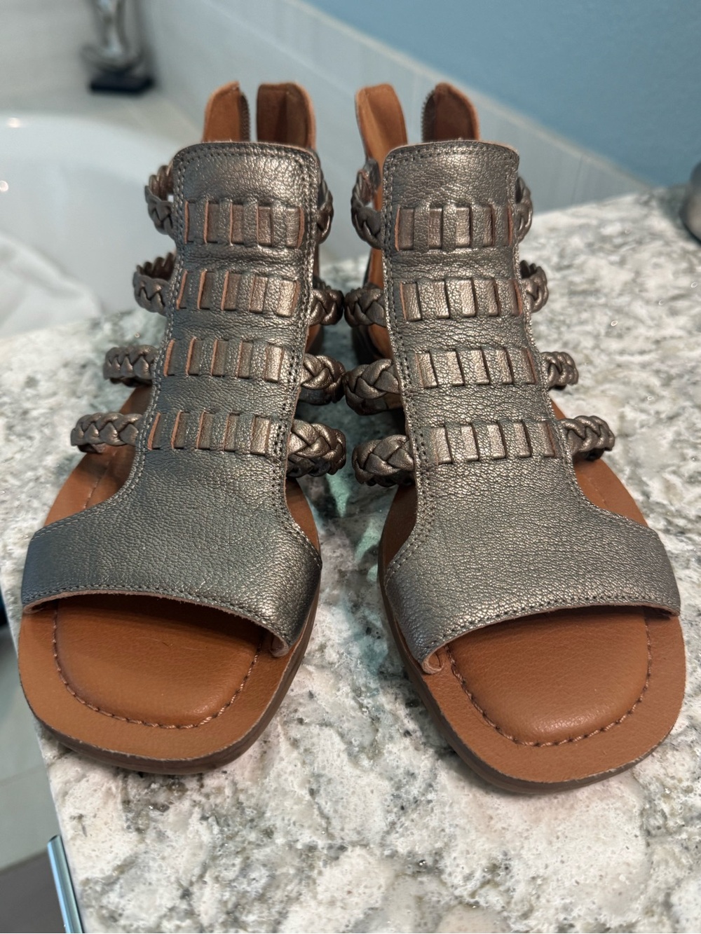 Lucky Brand Sandals